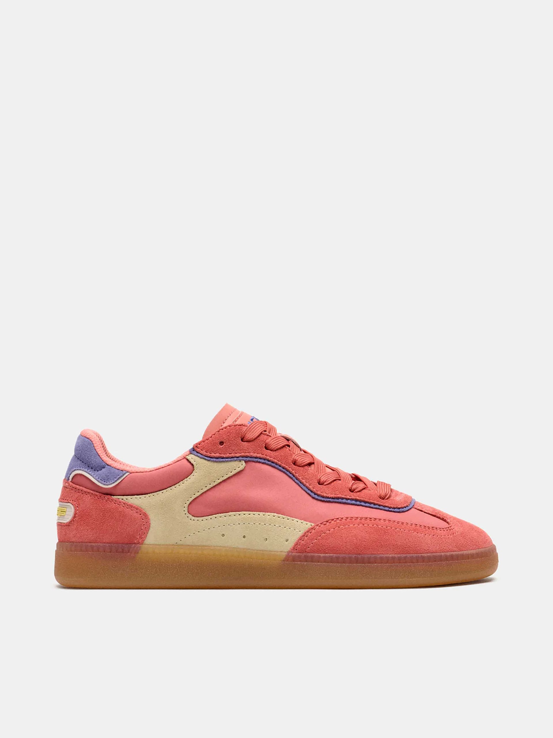 Hoff-Park-Trainer-Coral
